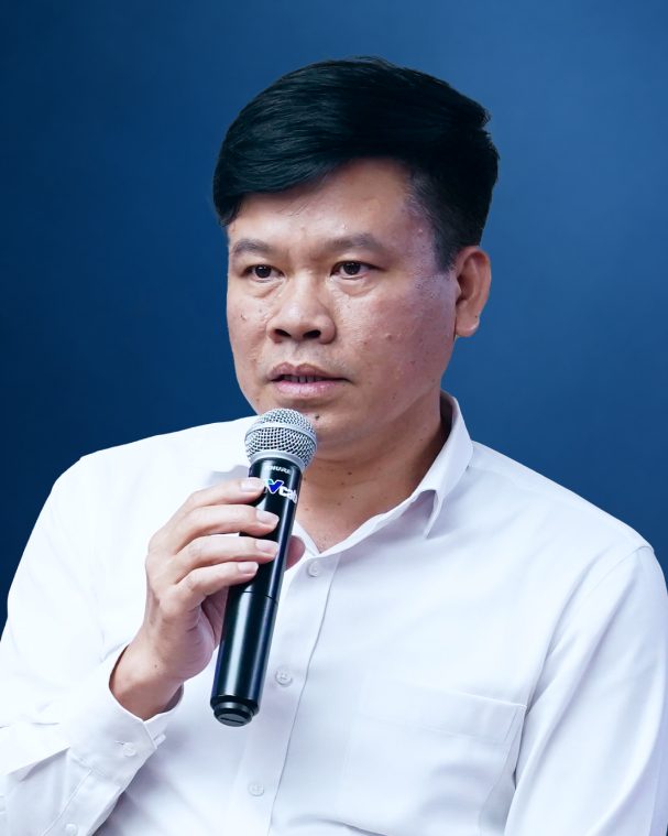 Ông Bùi Huy Năm